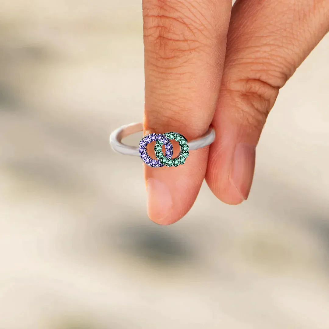 Ineinandergreifender Diamantring mit S925-Geburtsstein