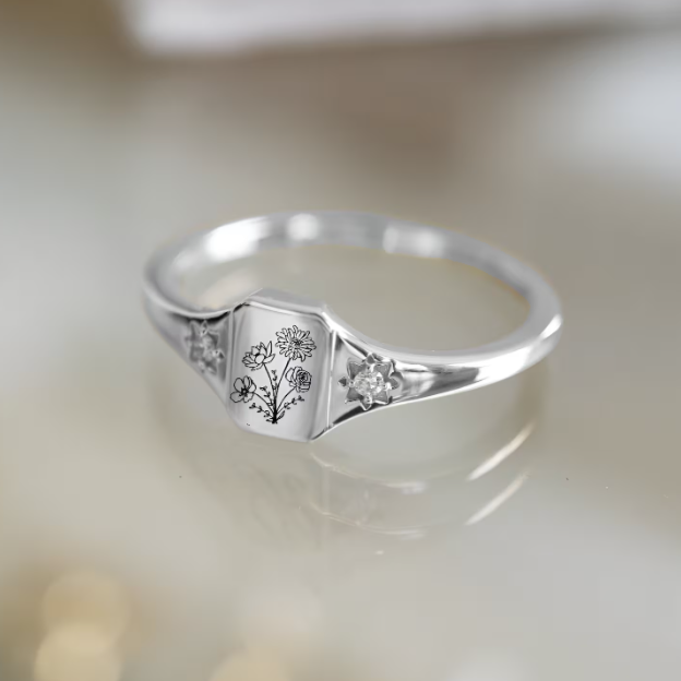 Personalisierter quadratischer Geburtsblumenring für Damen