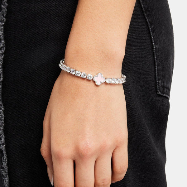 Tennisarmband mit Edelsteinanhänger und Motiv in Eisrosa