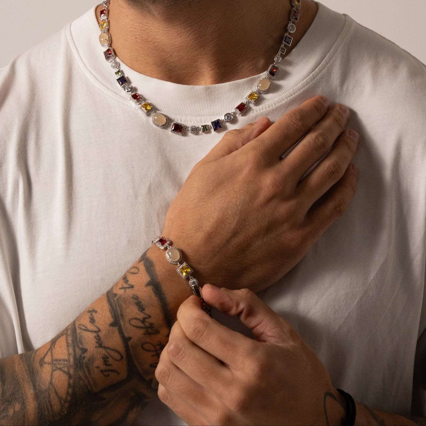 Wunderschönes Edelsteinset (Edelsteinkette und Armband)