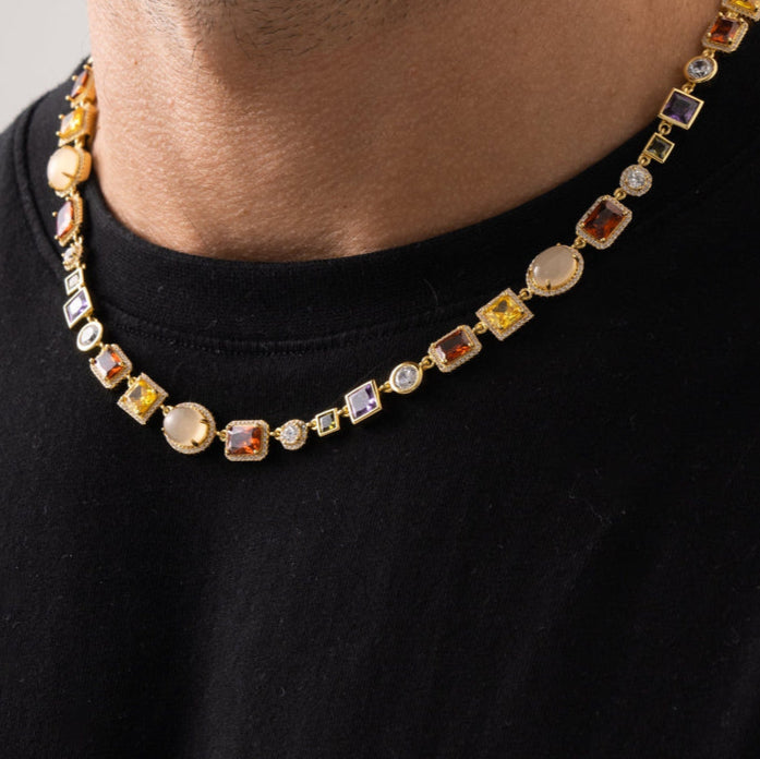 Charm-Edelstein-Halskette