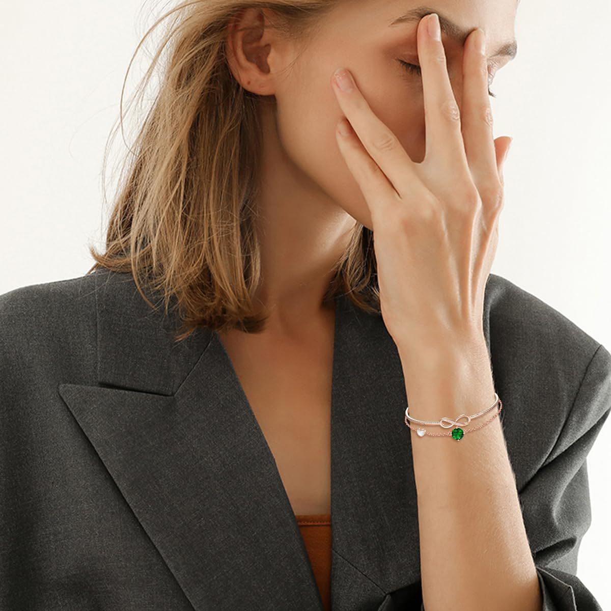 Mehrlagiges Armband mit 12 Geburtssteinen und Herzen