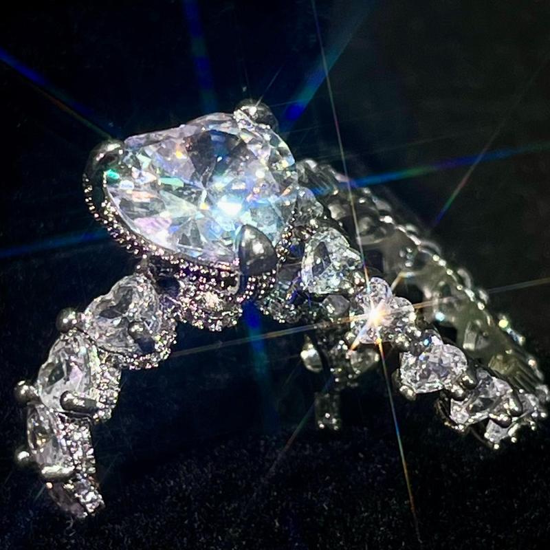 zweiteiliges neues Herz-Ring-Set