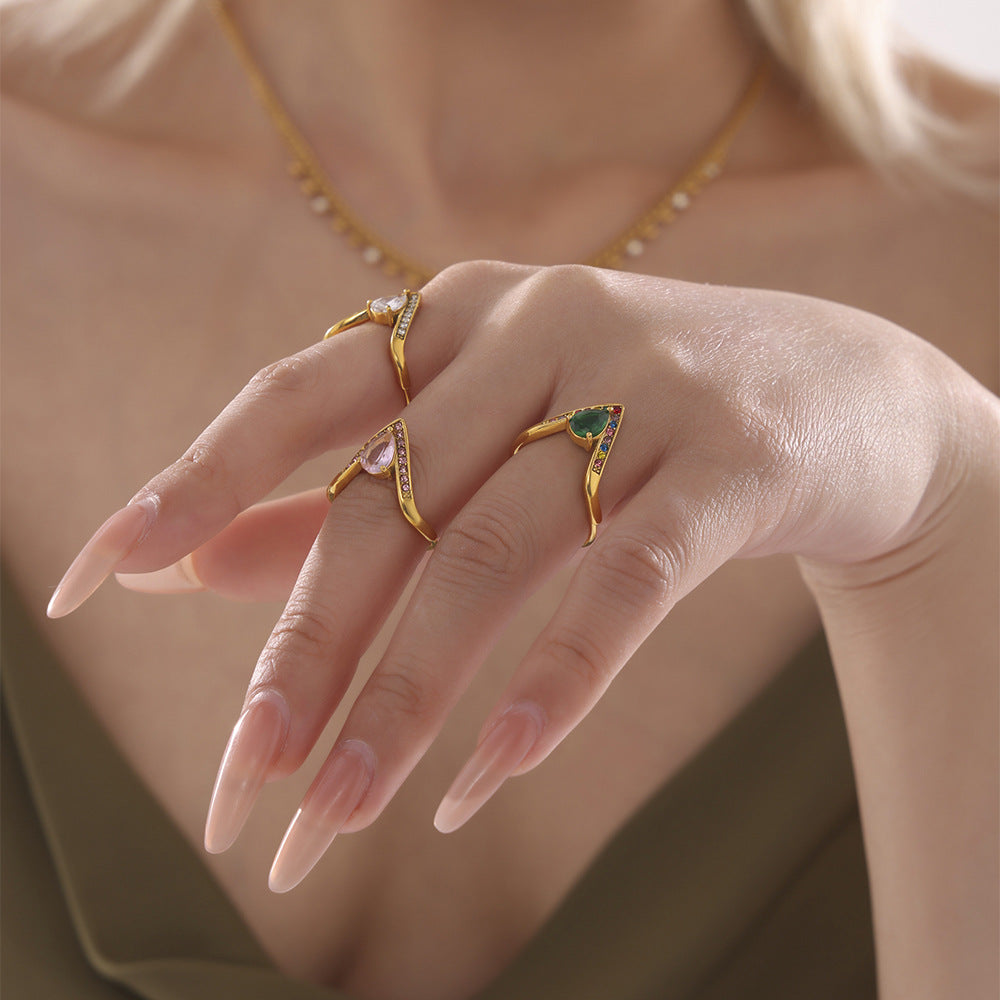 V-förmiger, diamantbesetzter, verstellbarer Ring mit seitlicher Öffnung