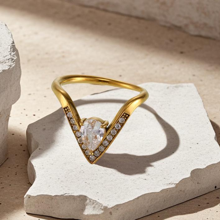 V-förmiger, diamantbesetzter, verstellbarer Ring mit seitlicher Öffnung