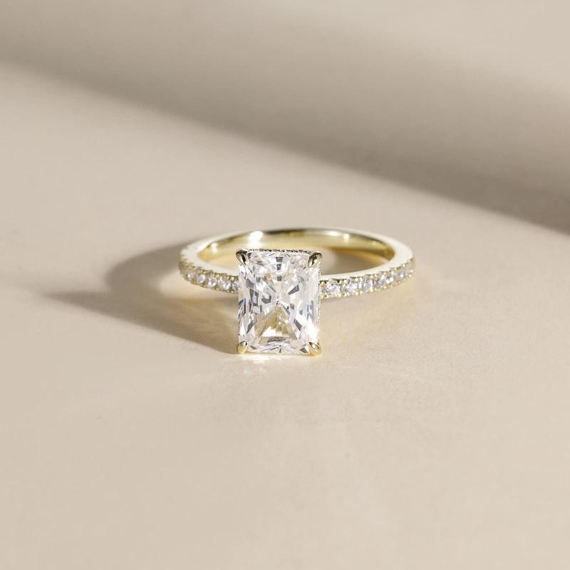 3 Karat Radiantschliff-Trauringe für Frauen