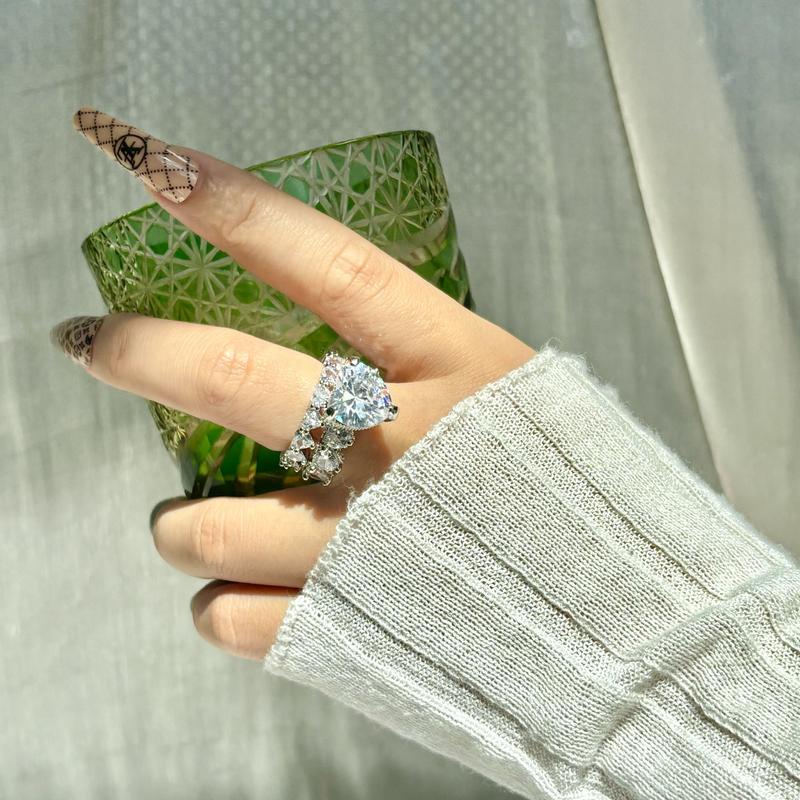 zweiteiliges neues Herz-Ring-Set