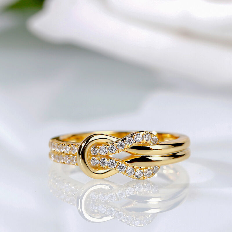 Sterlingsilberring mit Knotendesign