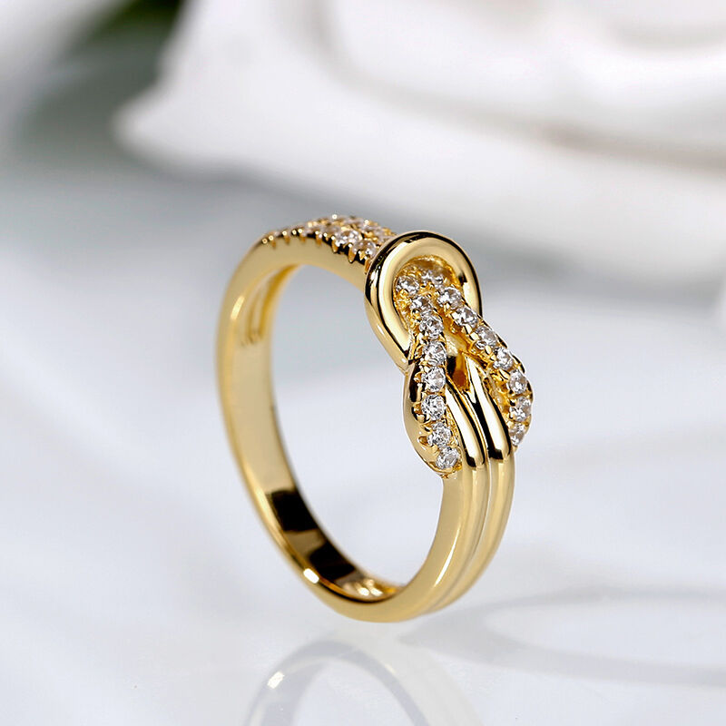Sterlingsilberring mit Knotendesign