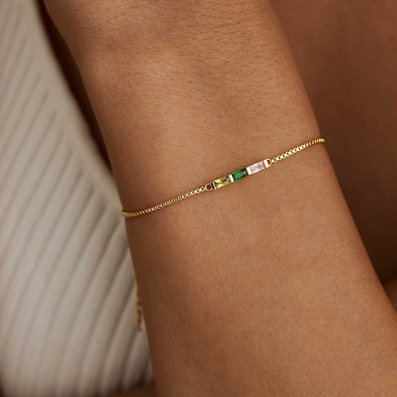 14 Karat Gold-Baguette-Armband mit Geburtssteinen