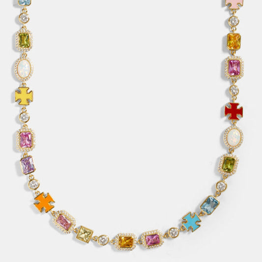 Rosa Halskette mit mehreren Edelsteinmotiven