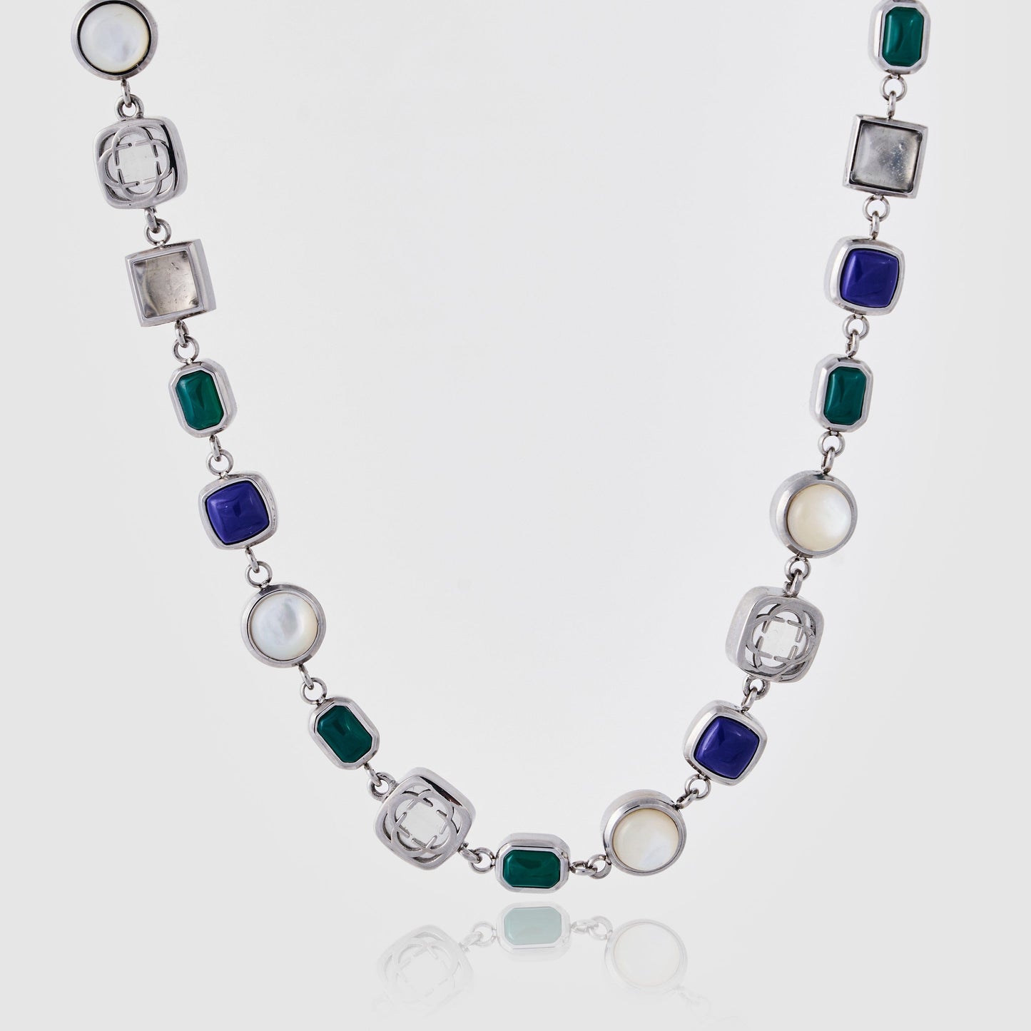 Halskette mit blauem Kristall-Edelstein