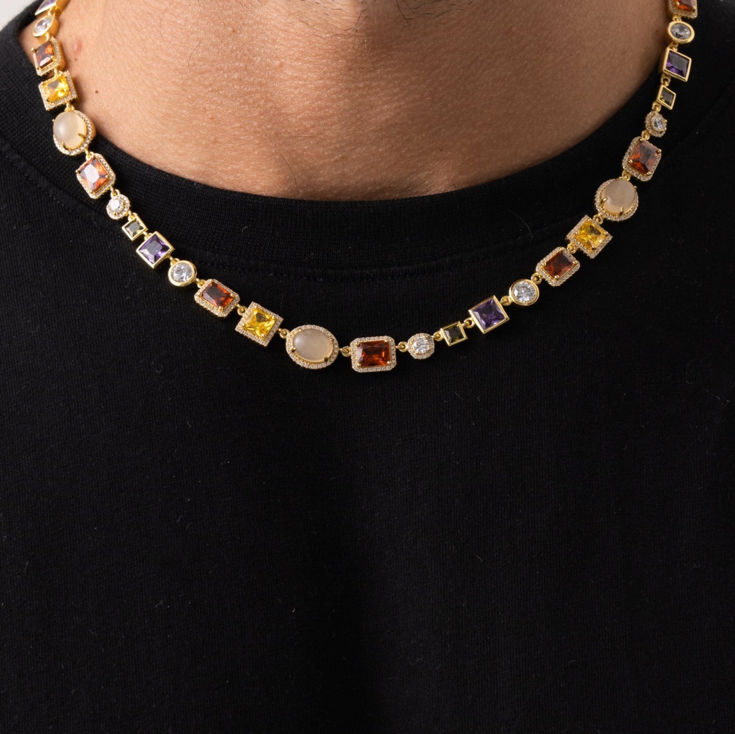 Charm-Edelstein-Halskette