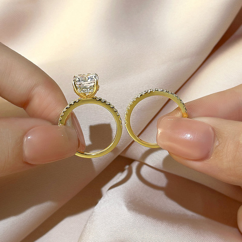 Atemberaubendes 3,0 Karat Kissenschliff-Ringset