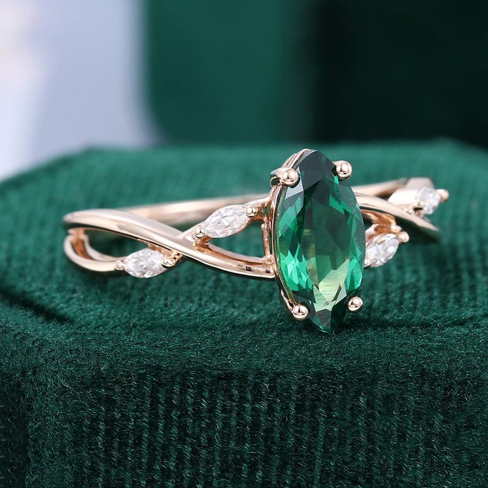 Marquise-Schliff Smaragd Vintage Verlobungsring Split Shank