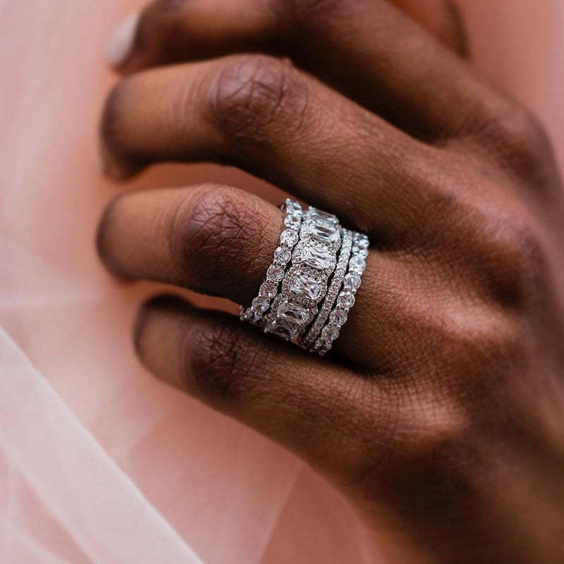 Luxuriöses 4-teiliges Ringset im Kissenschliff
