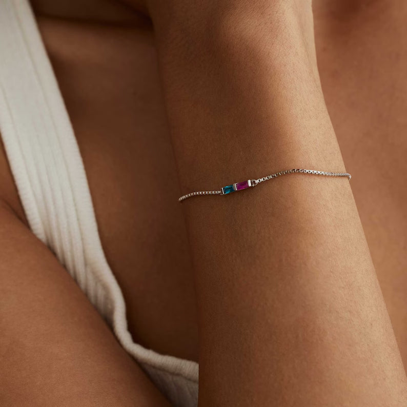 14 Karat Gold-Baguette-Armband mit Geburtssteinen