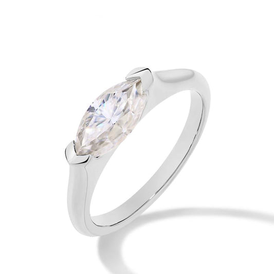 1 Karat Marquise-förmiger synthetischer Moissanitring